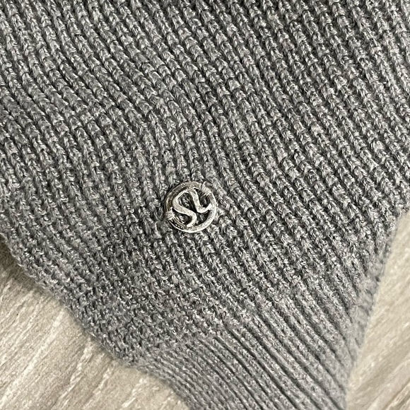 COPY - Lululemon Forward Flow gray poncho- O/S - Picture 9 of 11